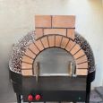 Residential outdoor pizza oven